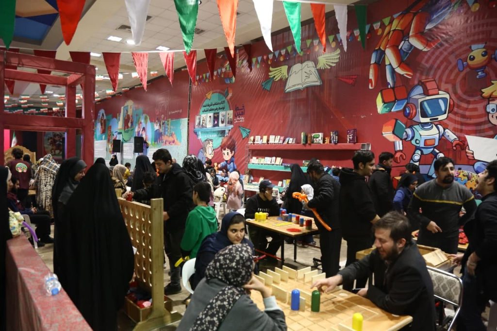 تصاویری از چهارمین روز شادواره شهروندی قم