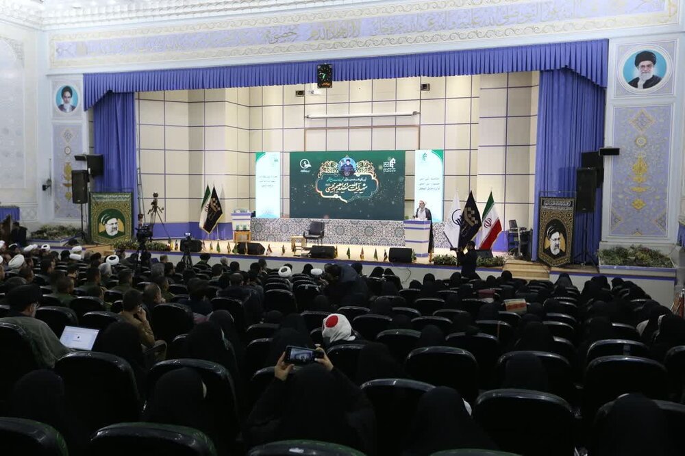 اختتامیه سی‌امین جشنواره قرآن و حدیثی المصطفی با حمایت شهرداری قم برگزار شد