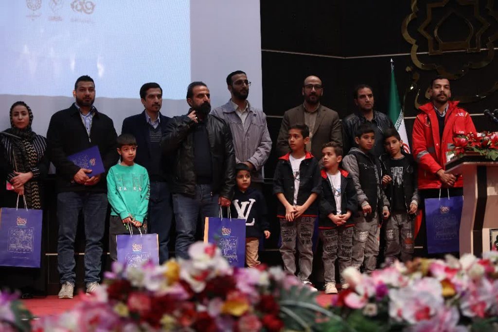 تقدیر از ۱۷ پرسنل شهرداری قم در همایش «بهترین سال زندگی تو»