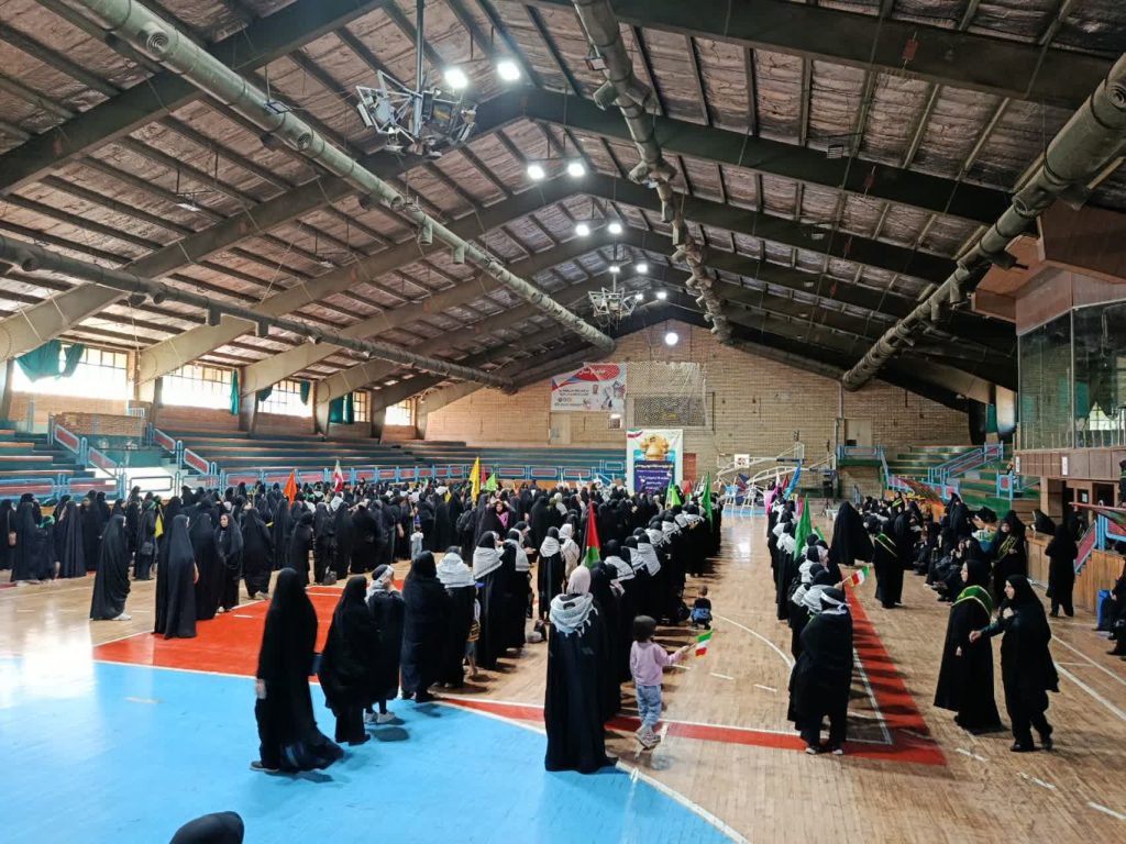 جشنواره «شقایق‌های مقاوم» به یاد دختران مظلوم غزه در قم برگزار شد 